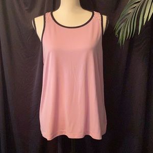 🎽Xersion Woman’s Pink Razorback Like Top Size Large